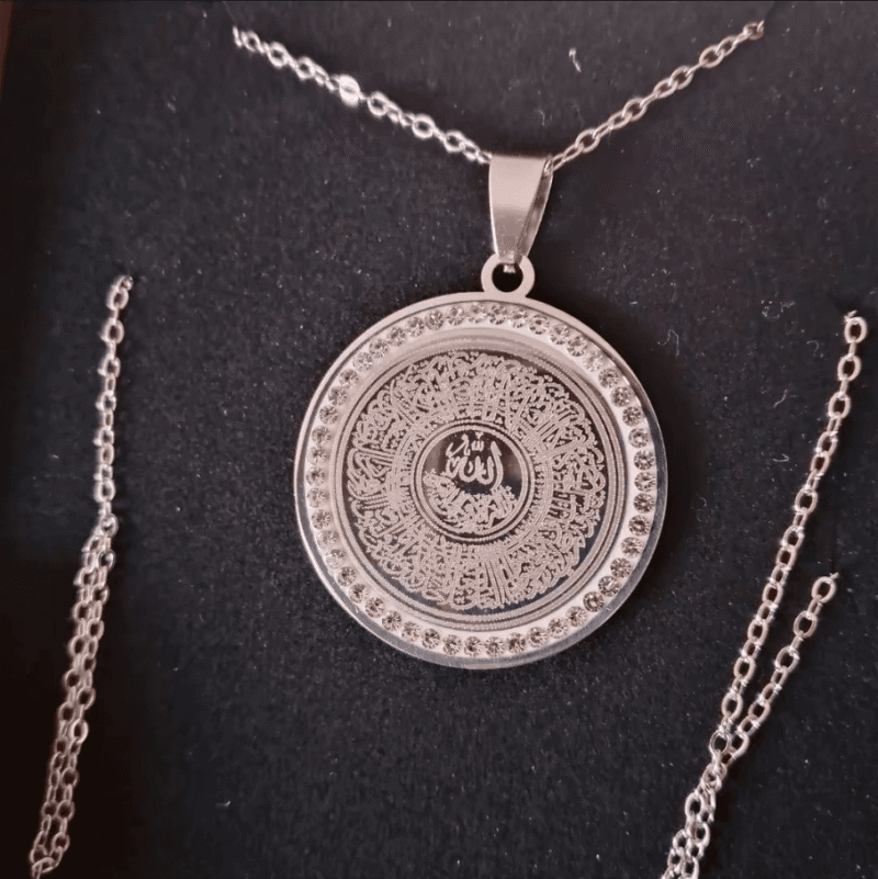 2026/04/1000117209.png Taşlı Ayetel Kürsi Kolye (Silver)